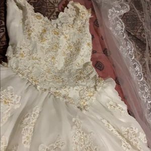 Wedding dresse